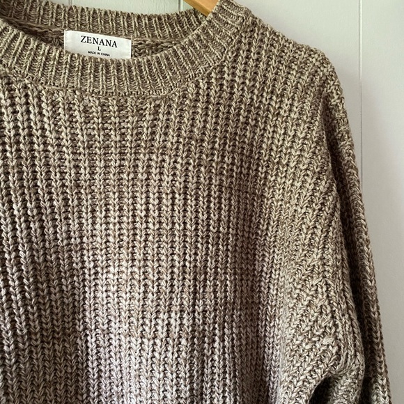 Zenana knit sweater. Size large - Picture 2 of 6